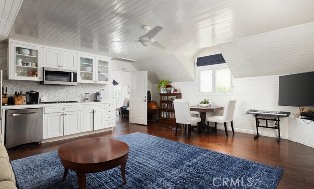 MLS #OC25240691 image #47