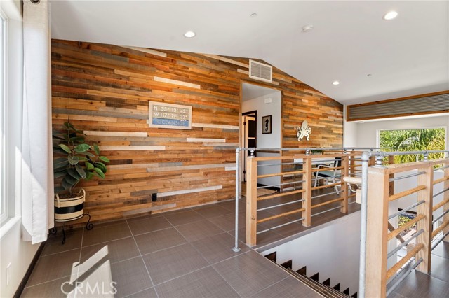 MLS #OC25240717 image #19