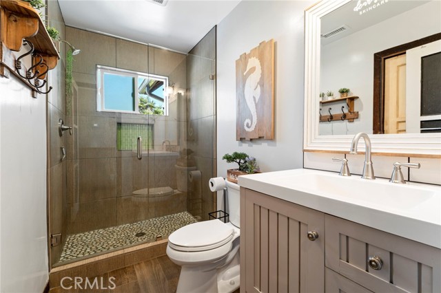 MLS #OC25240717 image #21