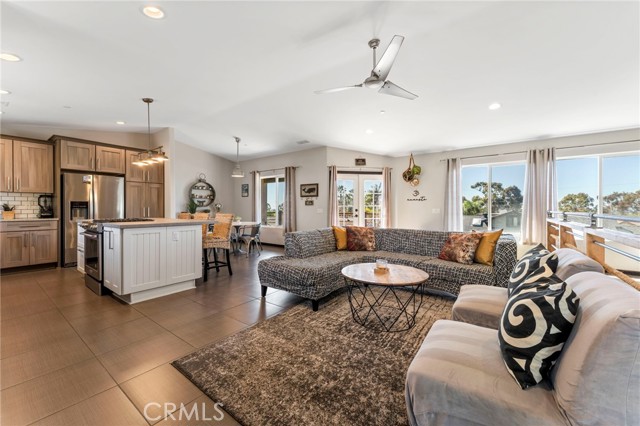 MLS #OC25240717 image #8