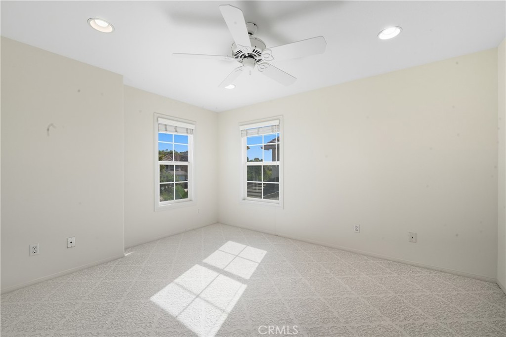 MLS #OC25240736 image #20