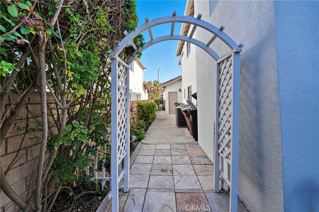 MLS #OC25240736 image #58