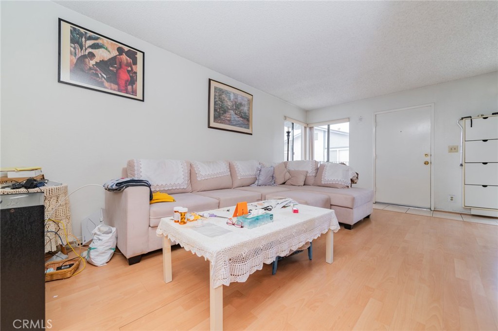 MLS #OC25240748 image #11