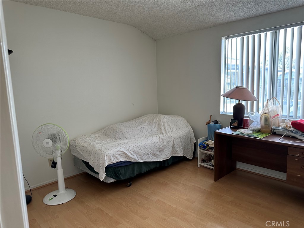 MLS #OC25240748 image #3