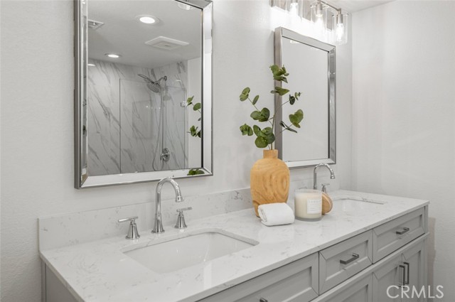 MLS #OC25240783 image #30