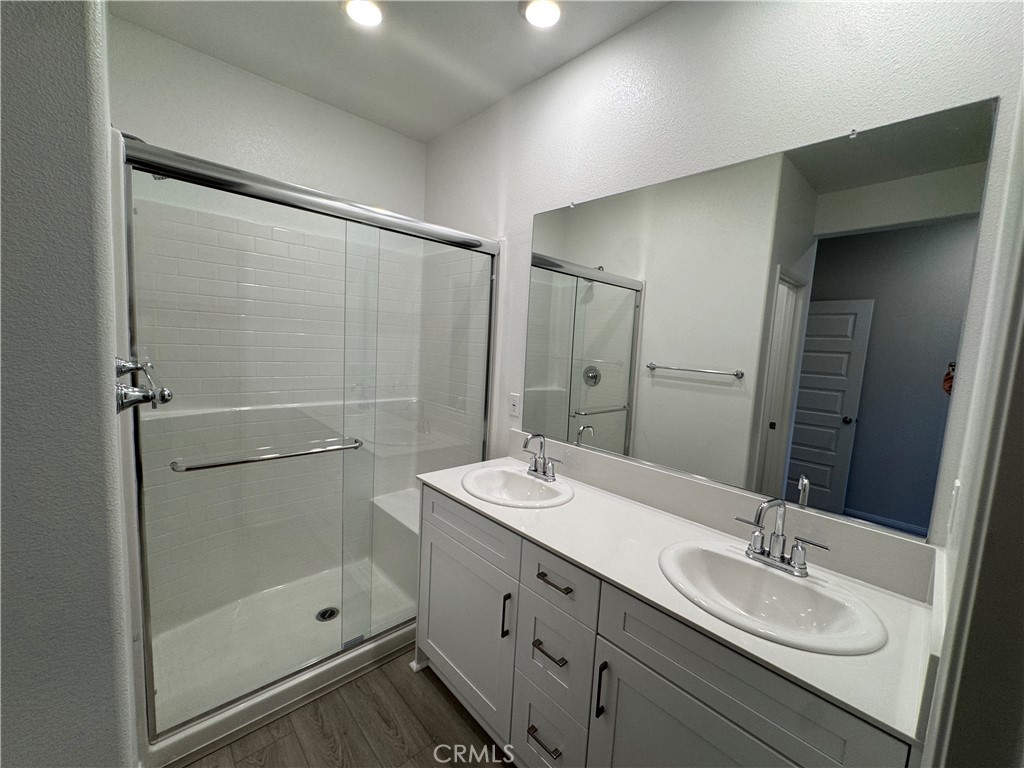 MLS #OC25240787 image #18