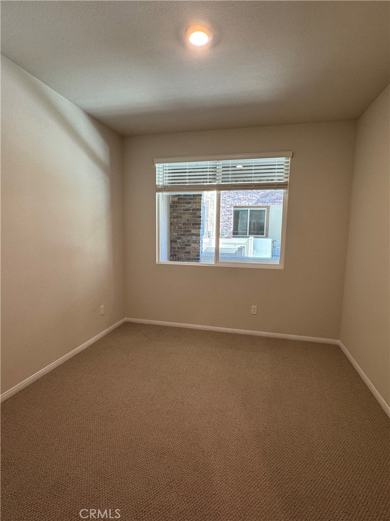 MLS #OC25240787 image #7