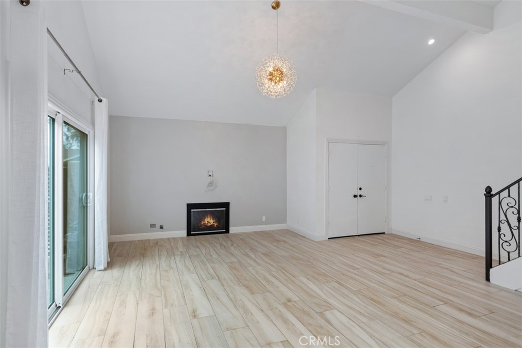 MLS #OC25240799 image #6