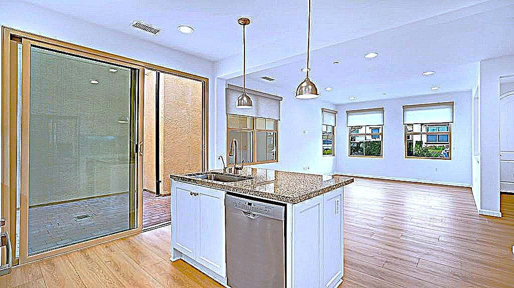 MLS #OC25240805 image #28