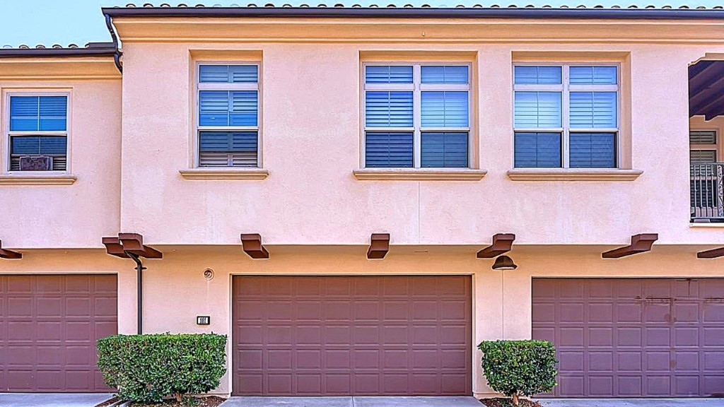 MLS #OC25240805 image #43