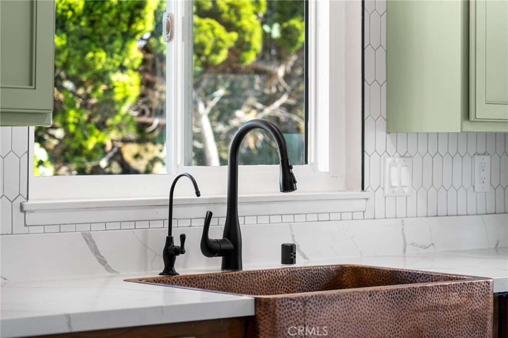 MLS #OC25240852 image #23