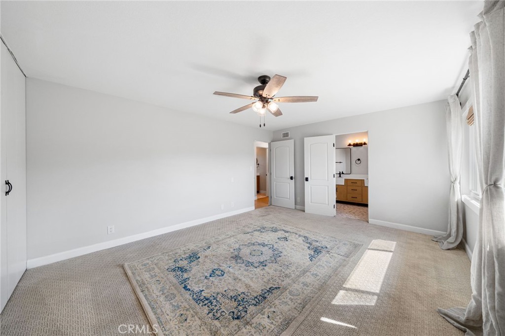 MLS #OC25240852 image #33