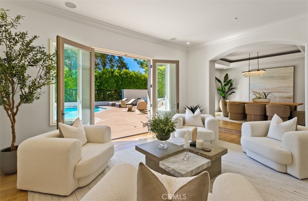 MLS #OC25240853 image #12