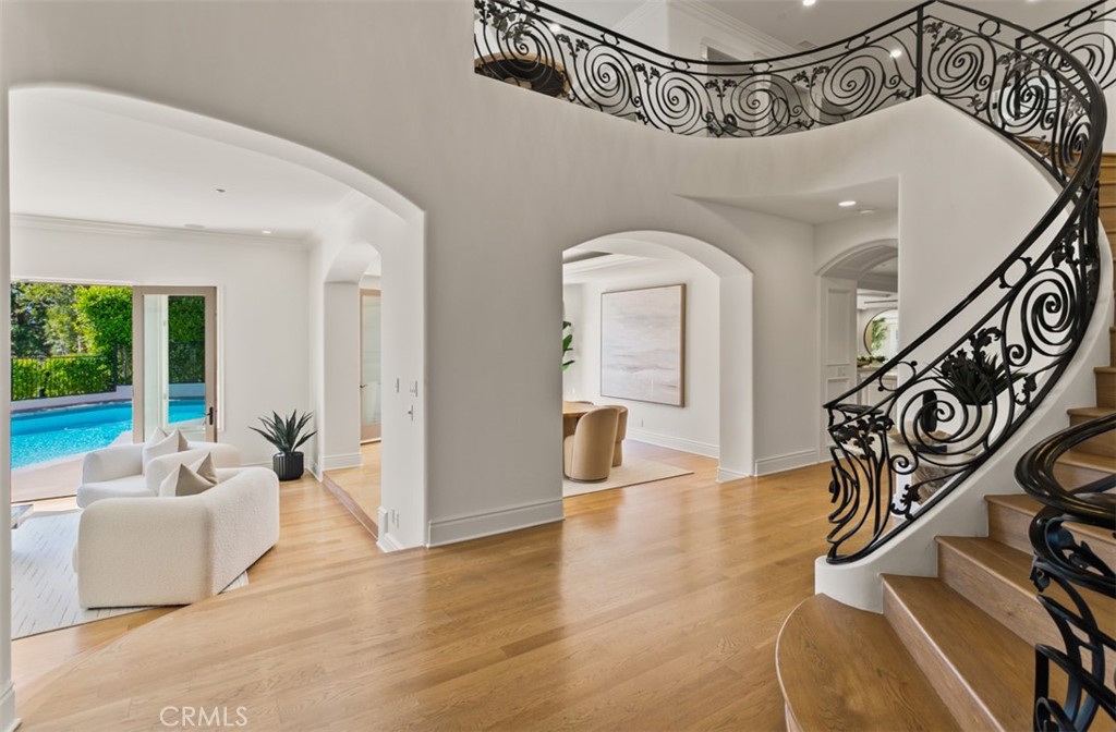 MLS #OC25240853 image #2