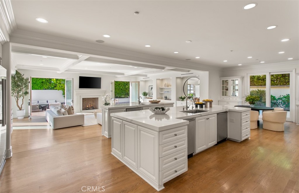 MLS #OC25240853 image #21