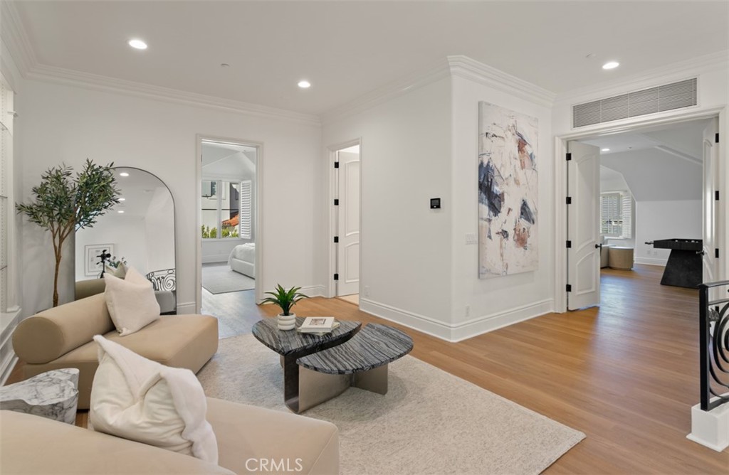 MLS #OC25240853 image #37