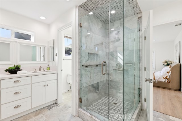 MLS #OC25240859 image #16