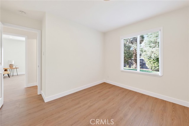 MLS #OC25240859 image #23