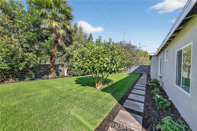 MLS #OC25240859 image #34