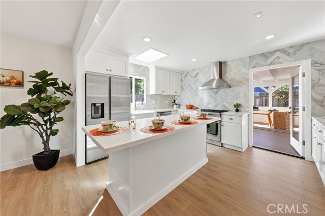 MLS #OC25240859 image #6