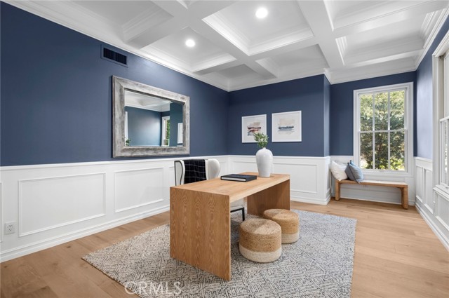 MLS #OC25240874 image #23