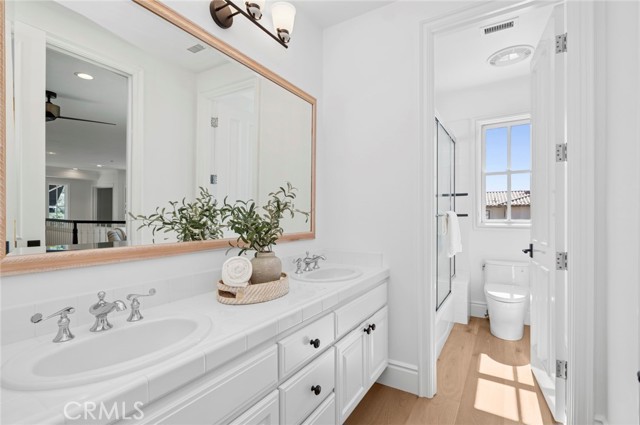 MLS #OC25240874 image #42