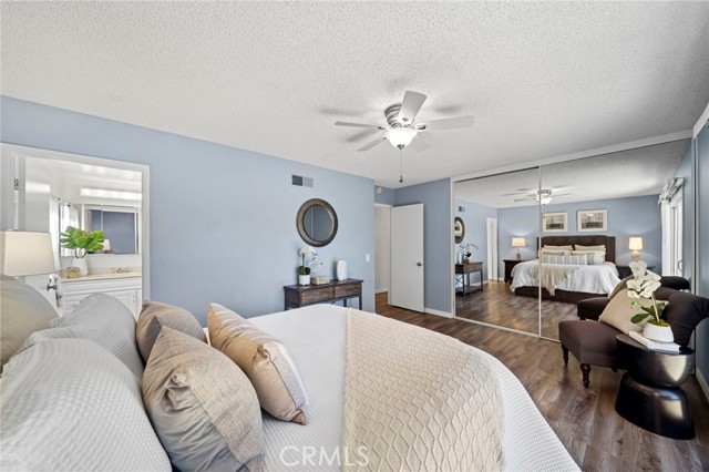 MLS #OC25240887 image #22