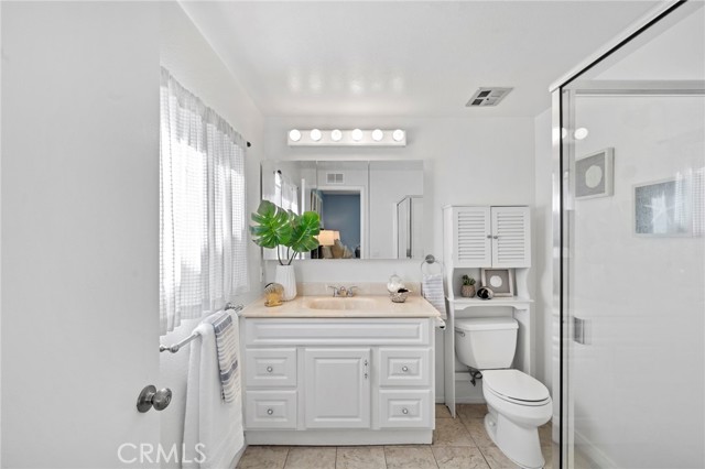 MLS #OC25240887 image #25