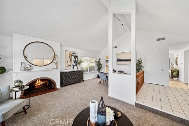 MLS #OC25240887 image #8