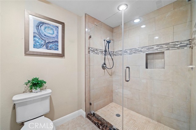 MLS #OC25240897 image #23