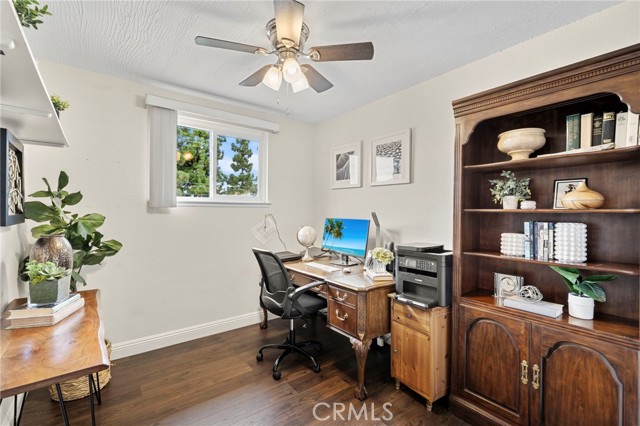 MLS #OC25240897 image #24