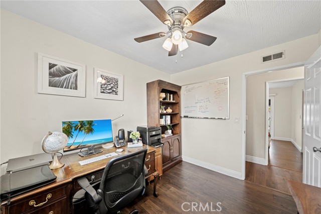 MLS #OC25240897 image #25