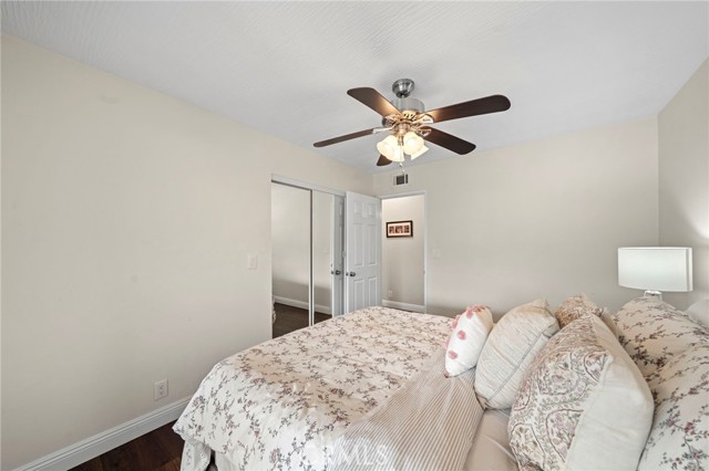 MLS #OC25240897 image #27