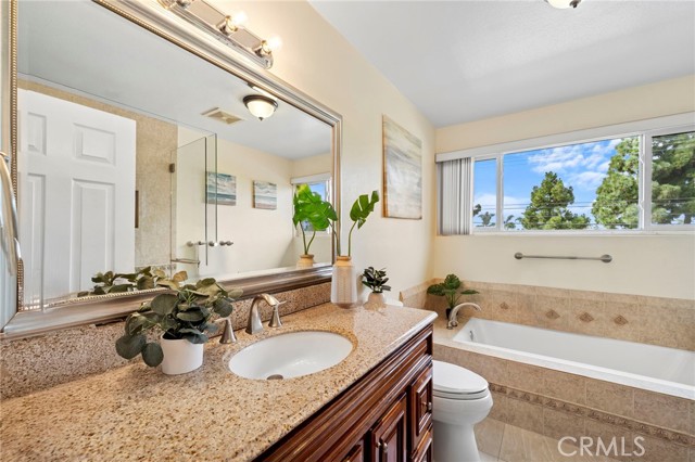 MLS #OC25240897 image #32