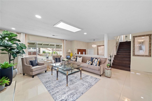 MLS #OC25240897 image #6