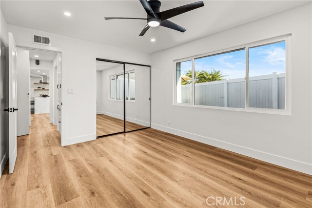 MLS #OC25240900 image #23