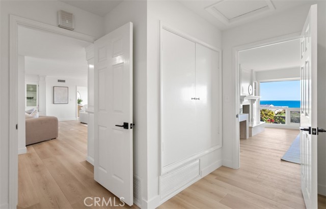 MLS #OC25240908 image #30