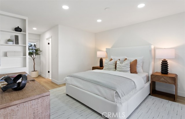 MLS #OC25240908 image #40