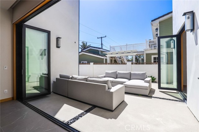 MLS #OC25240929 image #19