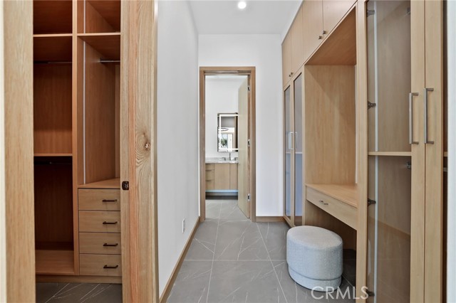 MLS #OC25240929 image #22