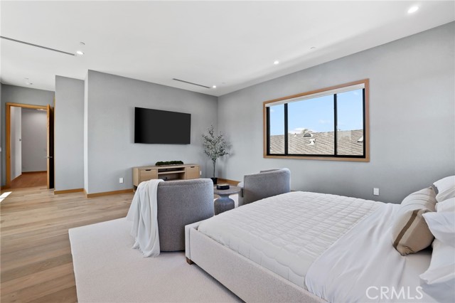 MLS #OC25240929 image #34