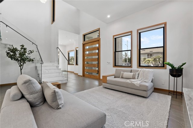 MLS #OC25240929 image #8