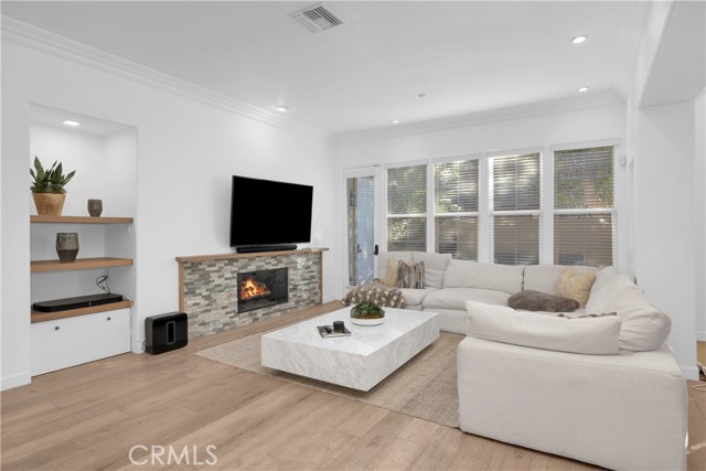 MLS #OC25241029 image #15