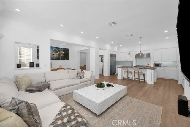 MLS #OC25241029 image #18