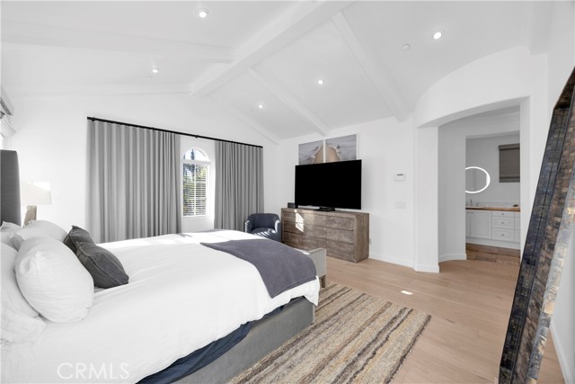 MLS #OC25241029 image #34