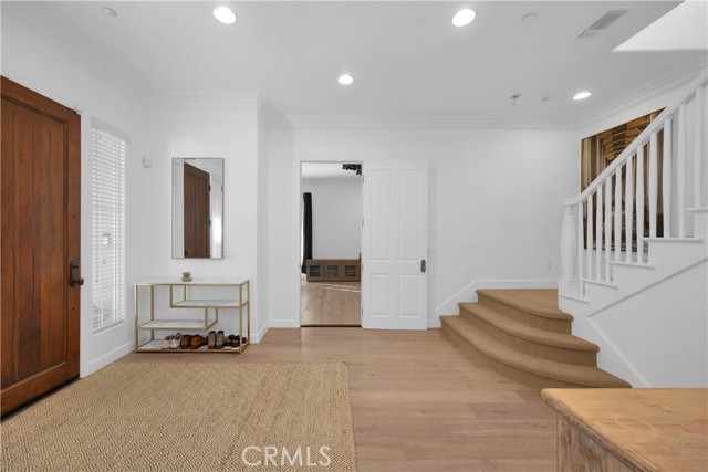 MLS #OC25241029 image #9