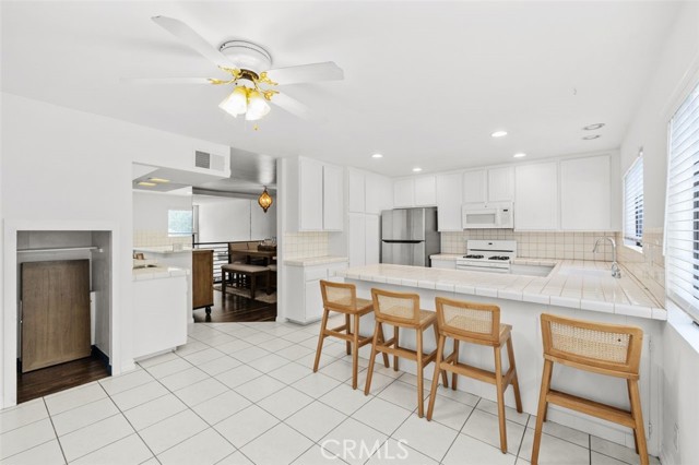 MLS #OC25241046 image #12