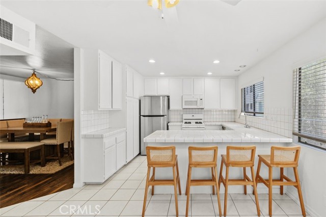 MLS #OC25241046 image #14