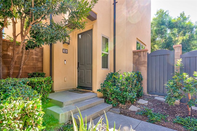 MLS #OC25241056 image #0