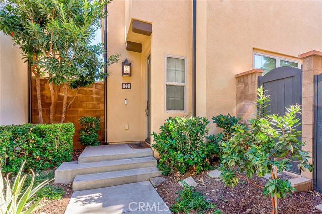 MLS #OC25241056 image #1